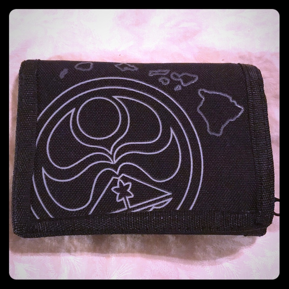 Hawaiian Island Creations Men’s Wallet